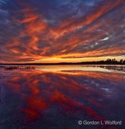 Rideau Canal Sunset_13649-51.jpg - Photographed along the Rideau Canal Waterway at Kilmarnock, Ontario, Canada.